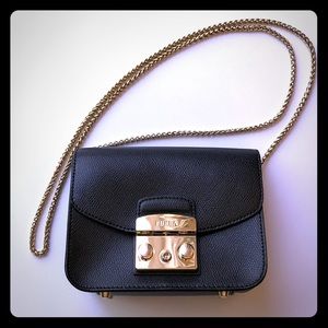 FURLA Crossbody Bag (Black/Gold)